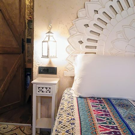 Stone Cave Suite Rhodes City Bagian luar foto