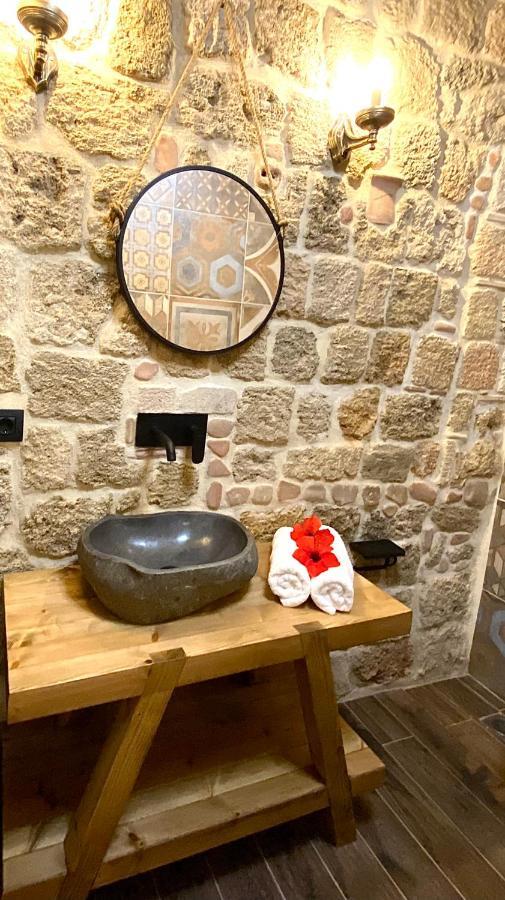 Stone Cave Suite Rhodes City Bagian luar foto