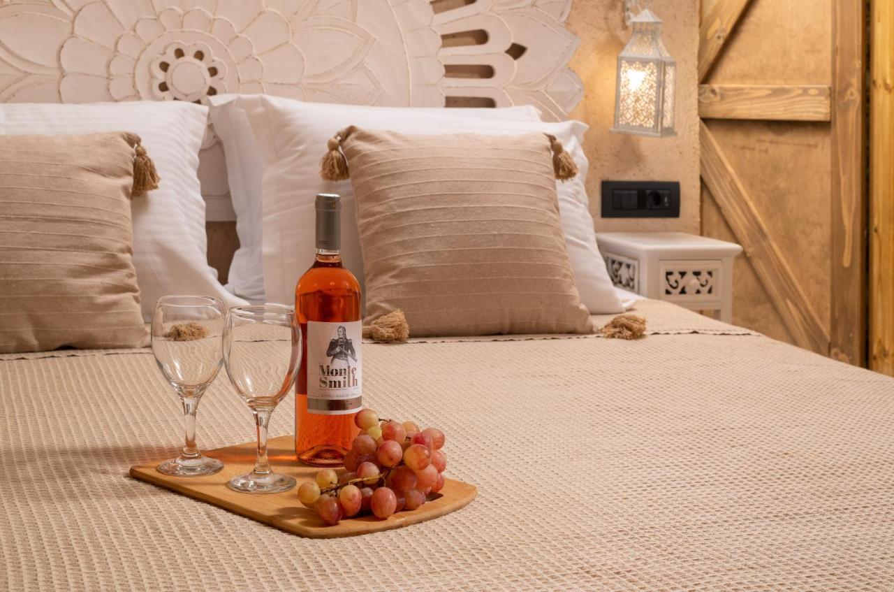 Stone Cave Suite Rhodes City Bagian luar foto