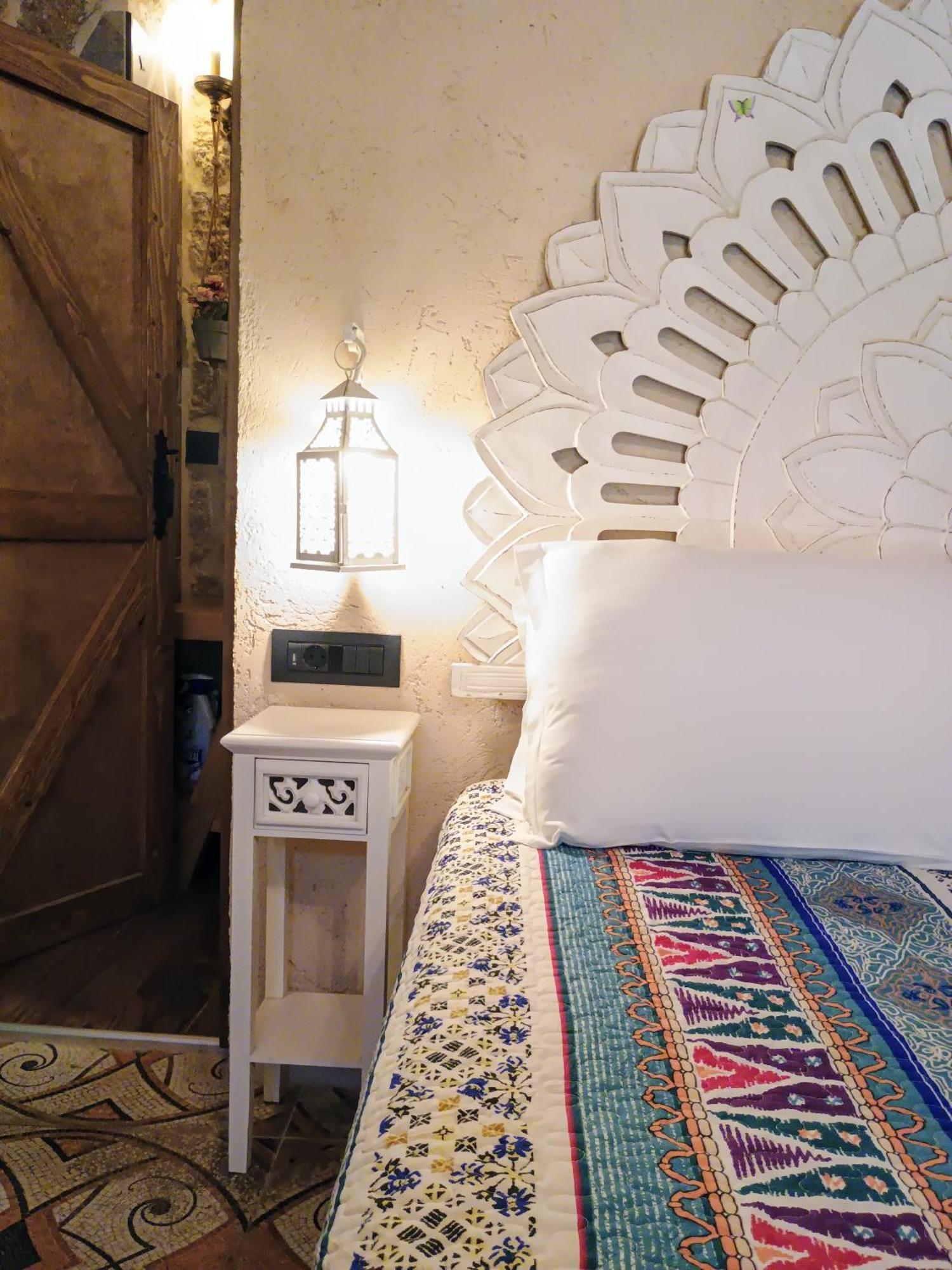 Stone Cave Suite Rhodes City Bagian luar foto